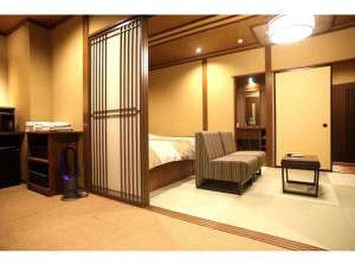 １階　露天風呂付客室　木米（もくべい）