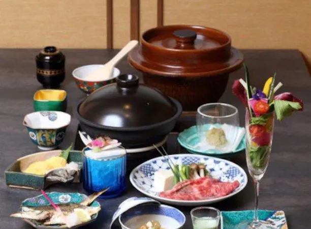古香里庵30年の幸せ朝食 朝からお肉!