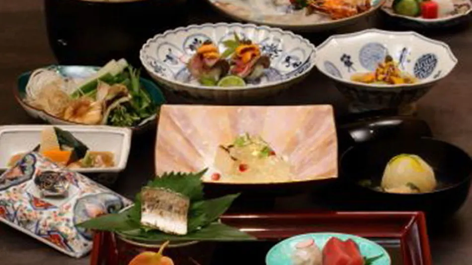 Kanazawa Yuwaku Onsen Kokorian