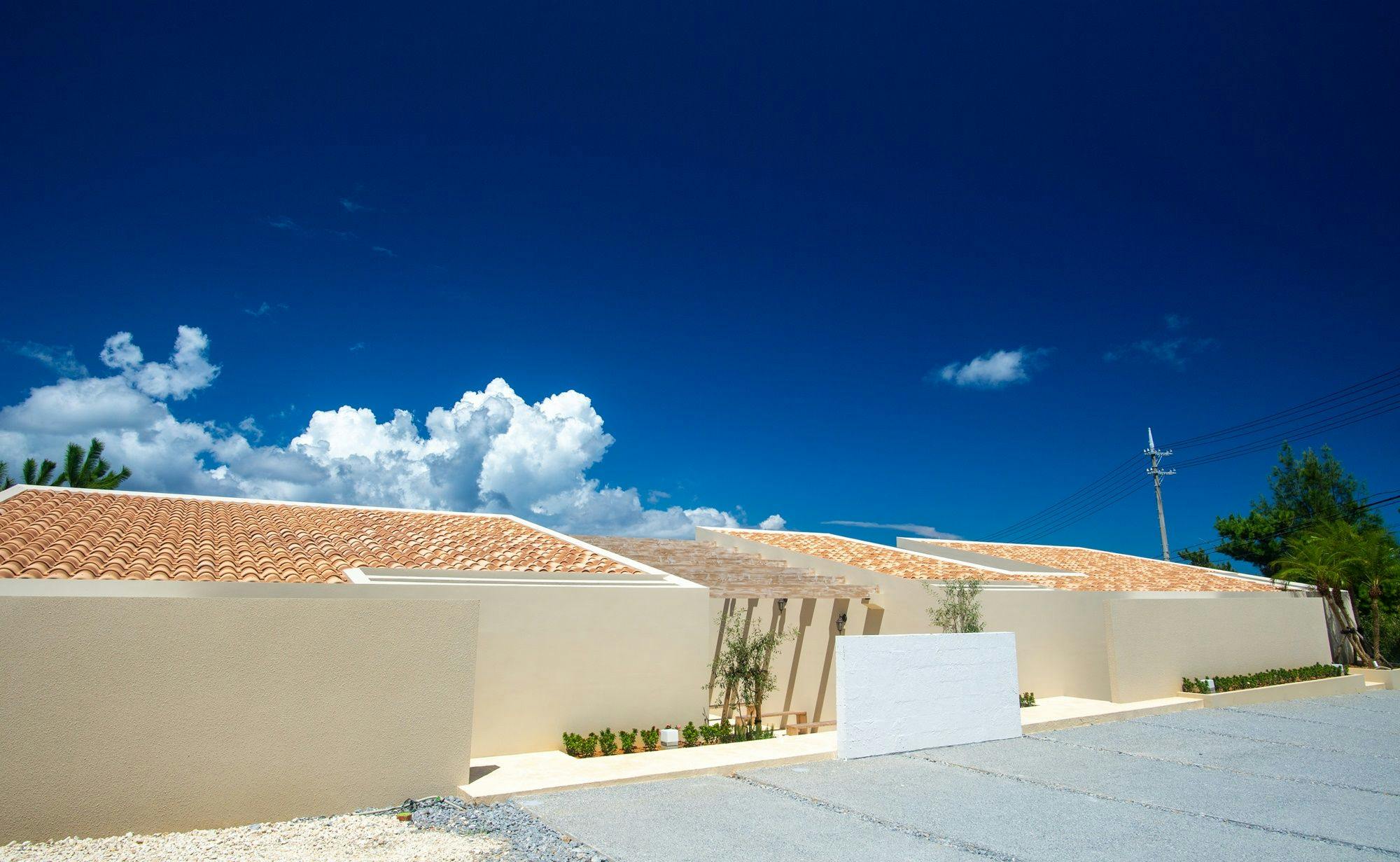 ภายนอกสิ่งอำนวยความสะดวก