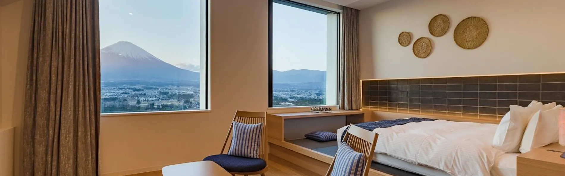 HOTEL CLAD