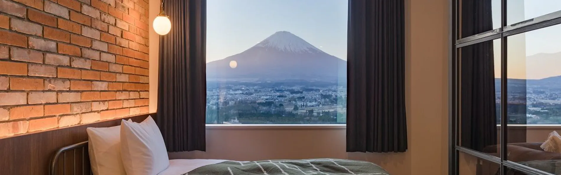 HOTEL CLAD