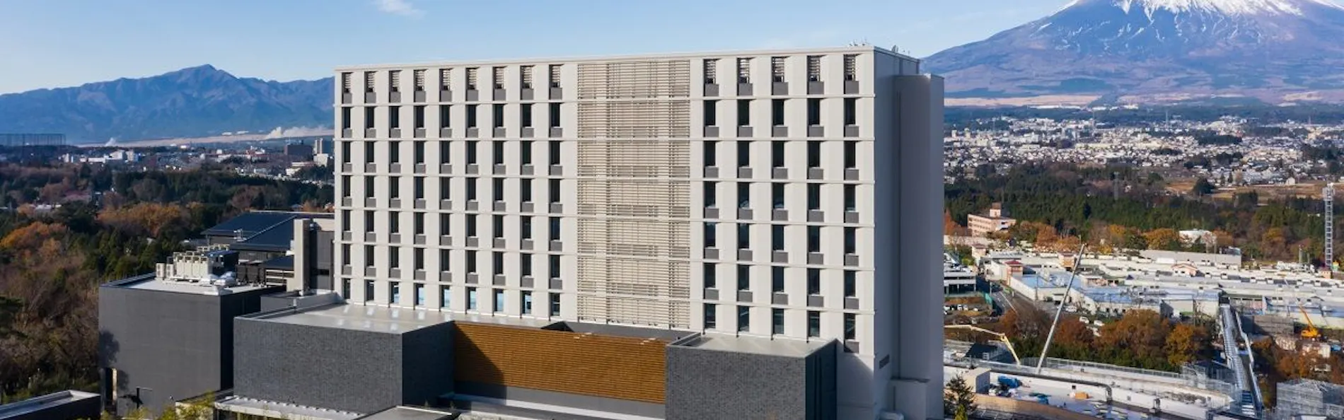 HOTEL CLAD
