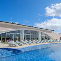 Kolam utama|Beroperasi April~November/7:30~20:00