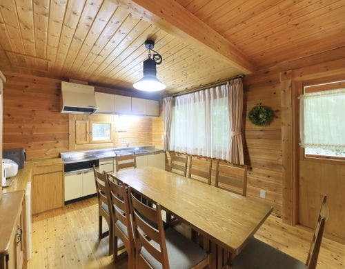 温泉付きコテージ【8名用】