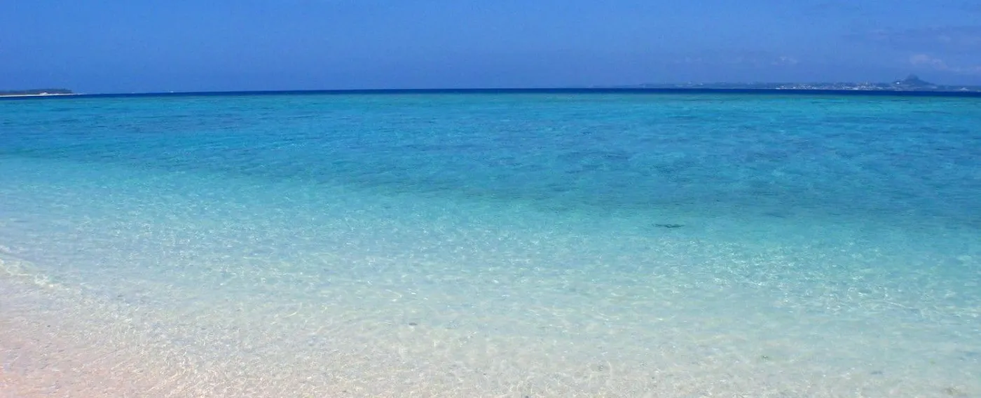 ヒルトン沖縄瀬底リゾート:瀬底ビーチの海