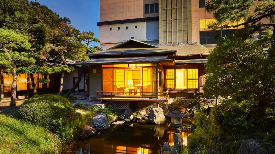 Suisui Garden Ryokan (Registered Tangible Cultural Property Inn / Art Hotel Kokura)