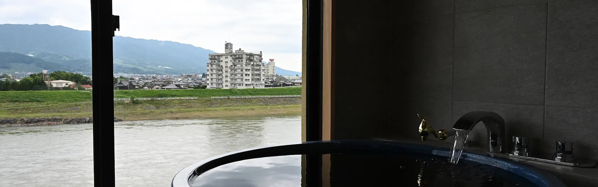 原鶴温泉 原鶴の舞