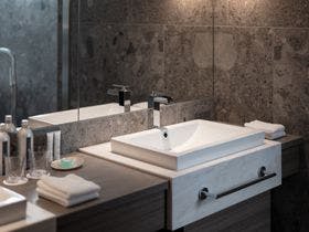 ＴＨＥ　ｓｋＭ　ＴＯＫＹＯ　ＨＯＴＥＬ＆ＤＩＮＩＮＧ
