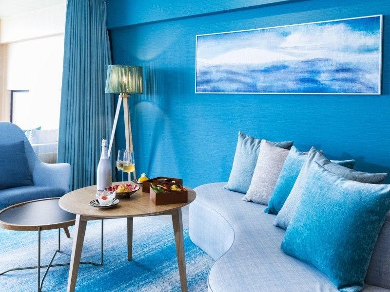 Imej penginapan "berkurung"