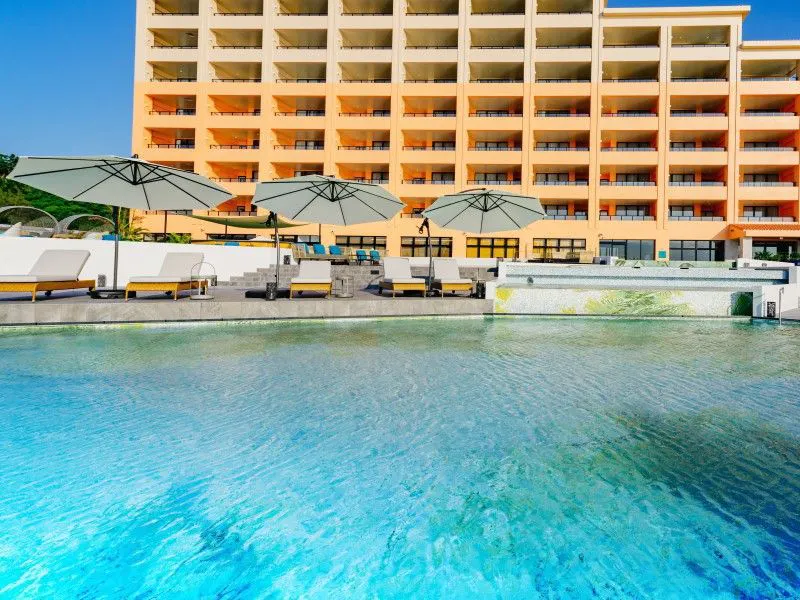 Aqua Terrace Kolam Infiniti