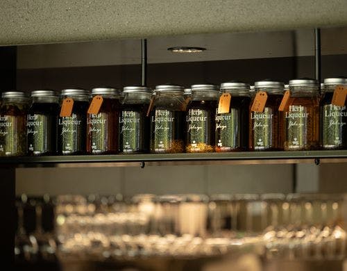 館内のカフェ・バー「moya」