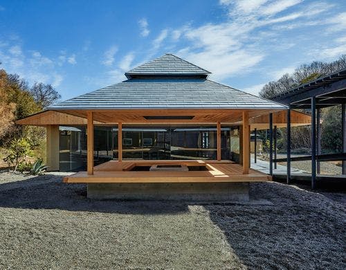 【囲炉裏（いろり）】