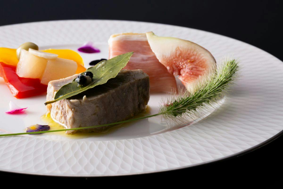 【早割60】【スペシャルディナー】天然露天風呂TUZUMI特製ディナー【夕朝食付】