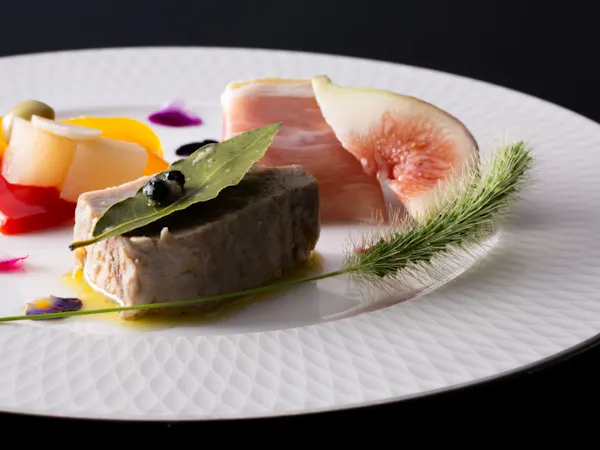 【早割28】【スペシャルディナー】天然露天風呂TUZUMI特製ディナー【夕朝食付】