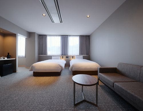 【洋室ツイン】マットレスはシモンズベッド