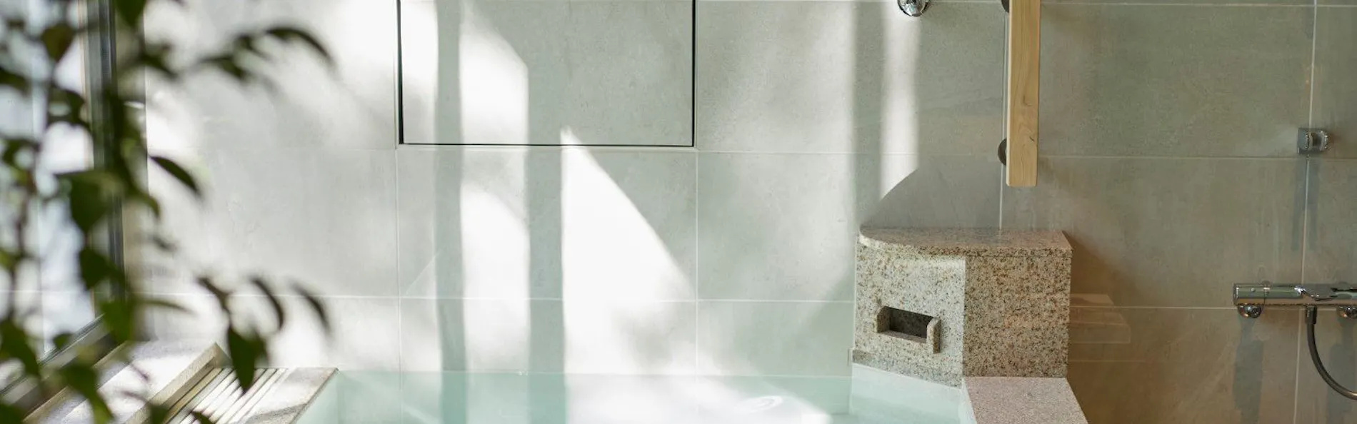 ふふ 軽井沢 -陽光の風-