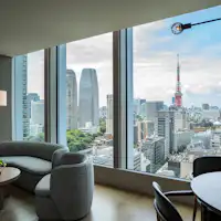 파노라마 코너 스위트 타워 뷰