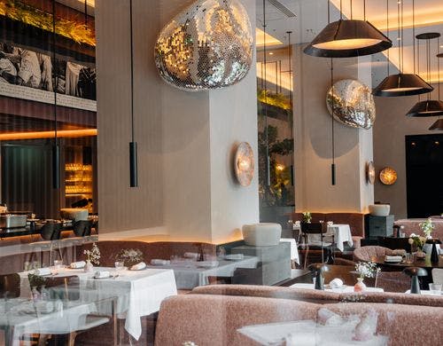 ル・プリスティンレストラン東京内観