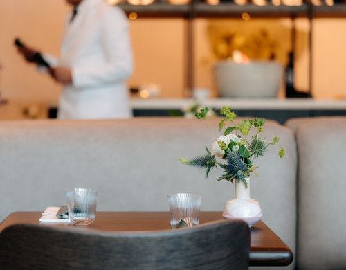 ル・プリスティンカフェ東京内観イメージ