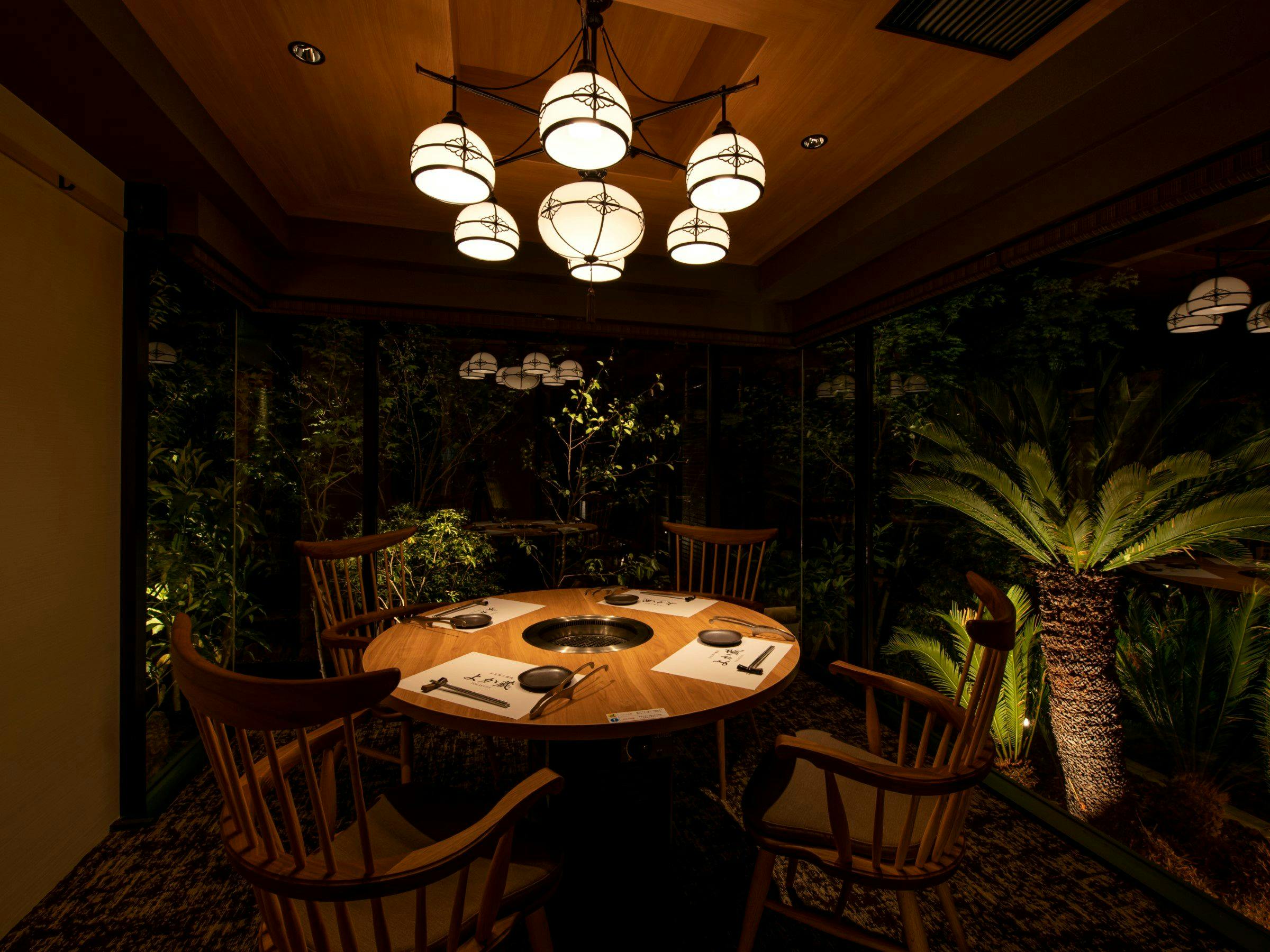 ร้านยากินิกุ "โยกะคุระ" ที่มีห้องส่วนตัวทุกห้อง.