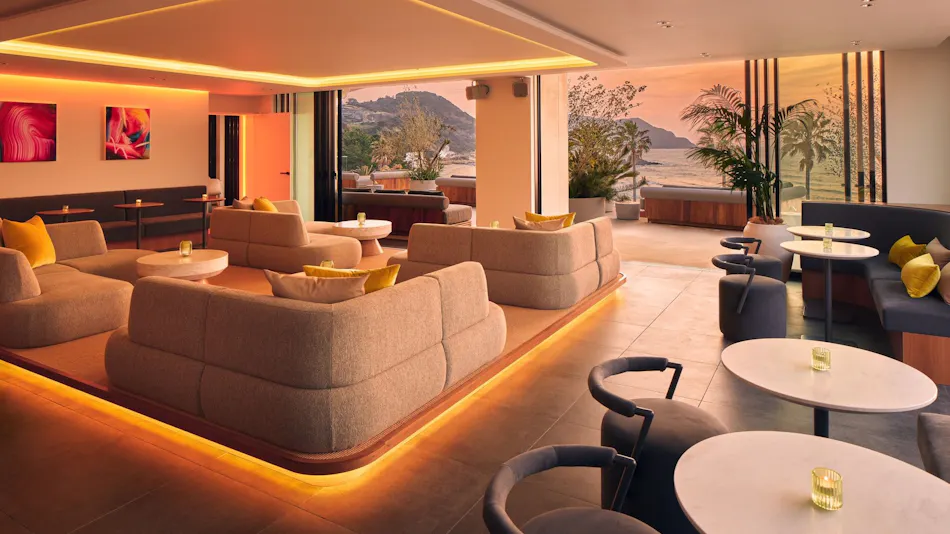 Seven x Seven Itoshima