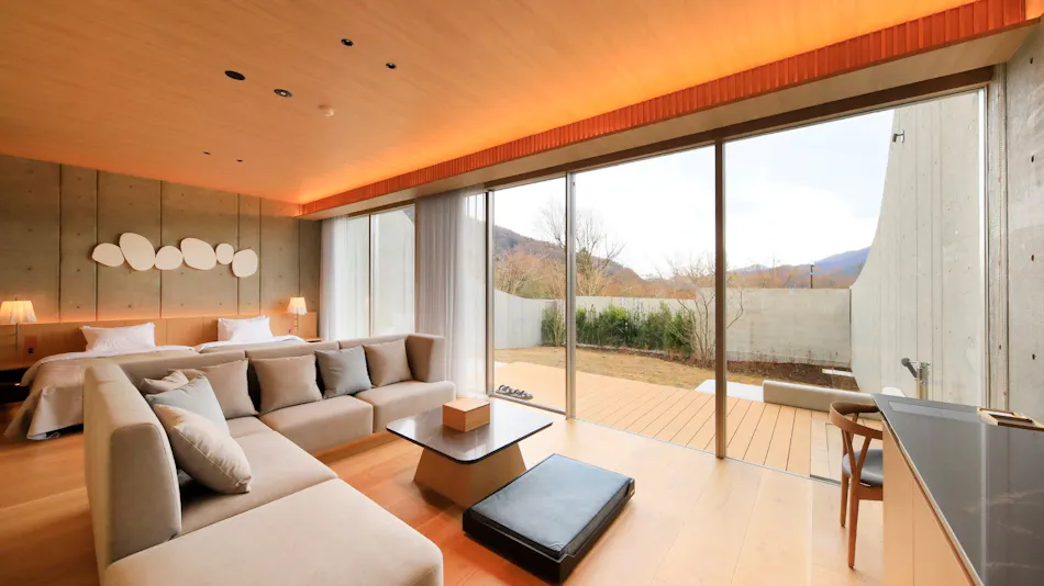 RETONA HAKONE