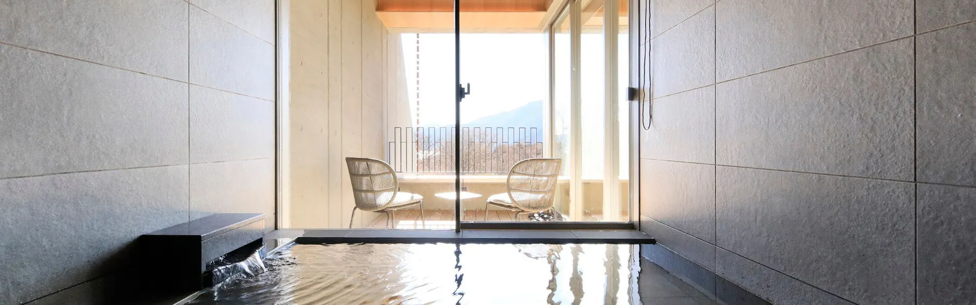 RETONA HAKONE