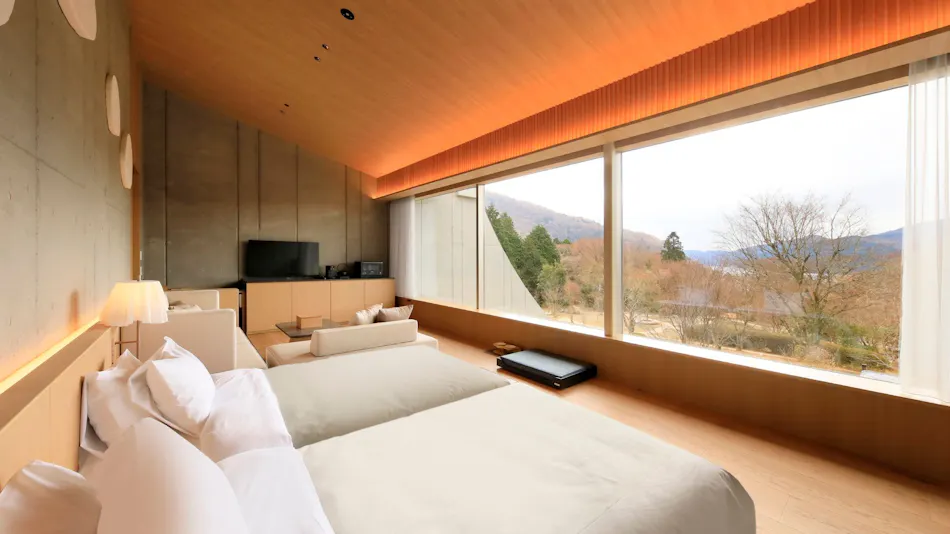RETONA HAKONE
