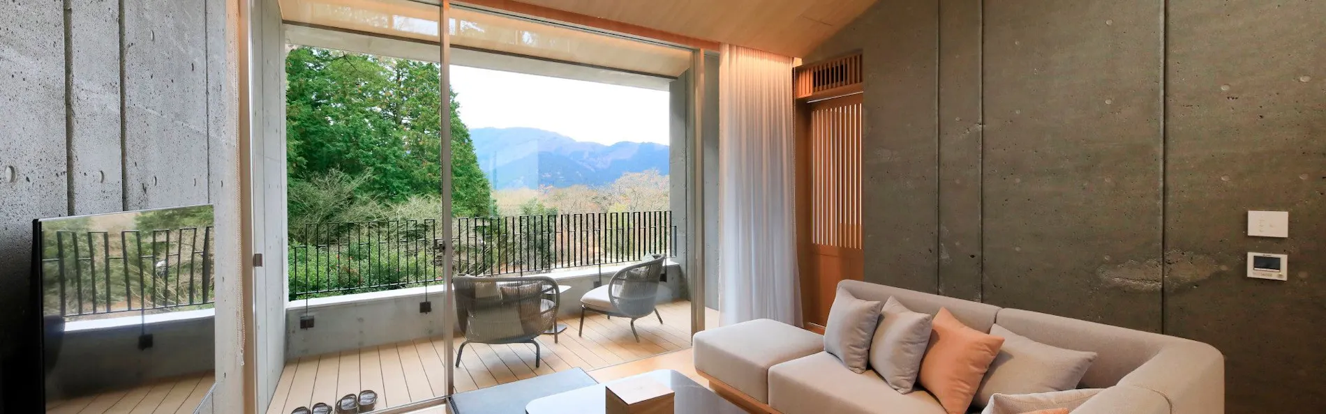 RETONA HAKONE