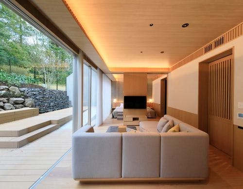 ラグジュアリー ユニバーサル type