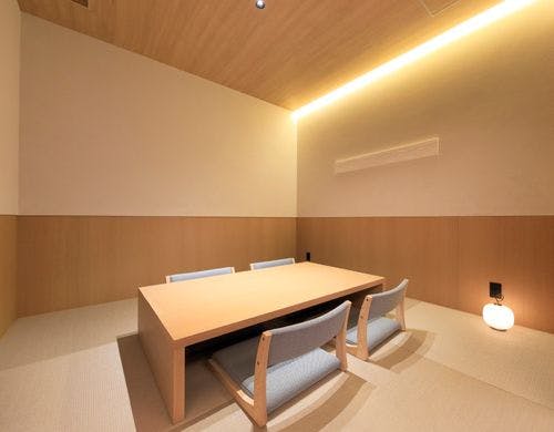 ラグジュアリー ユニバーサル type