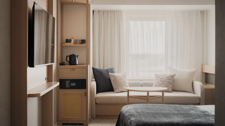 THE NEST NAHA