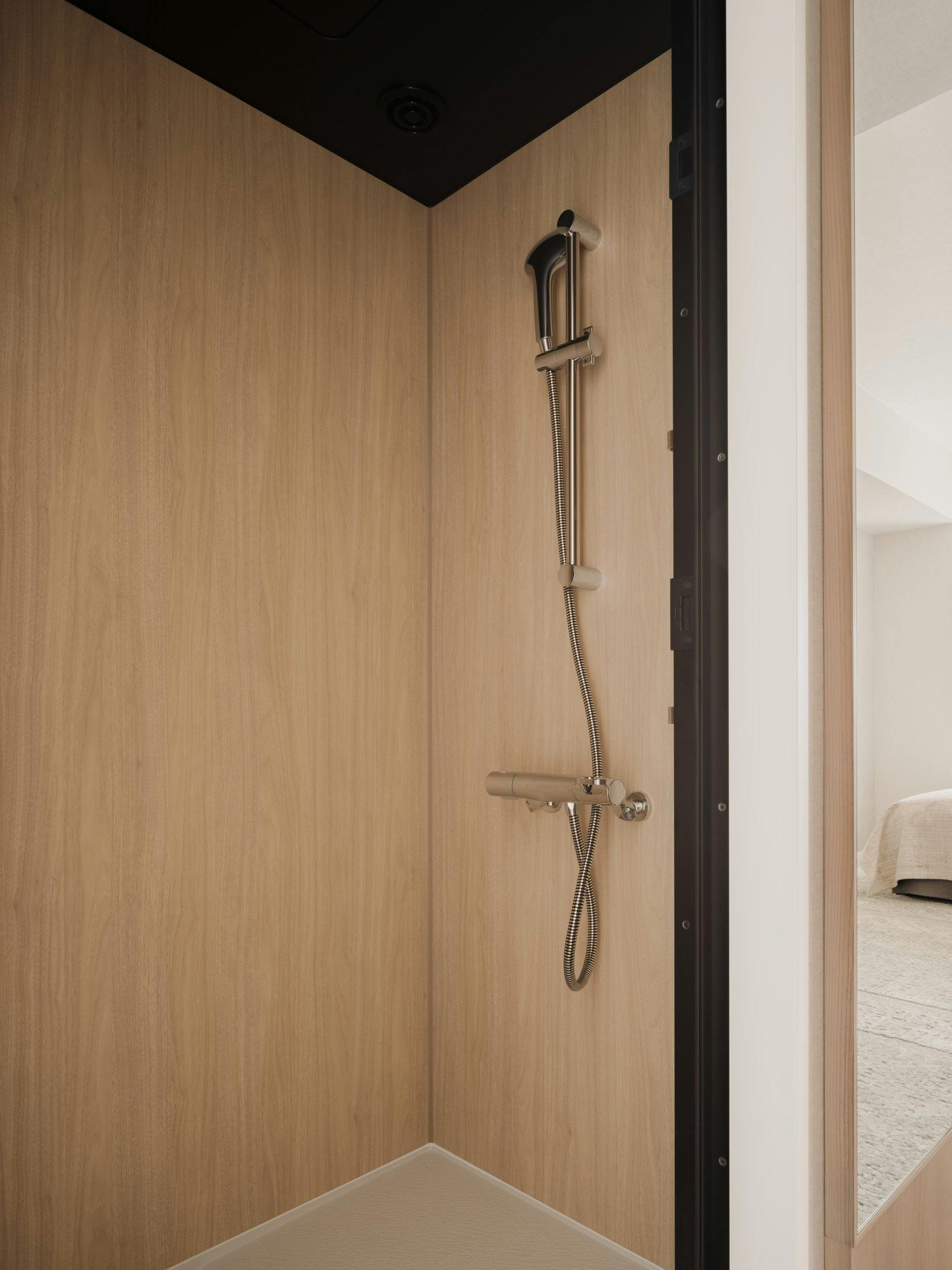 シャワーブース