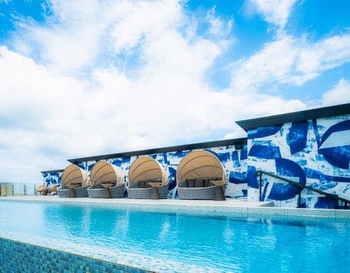 インフィニティプール景観