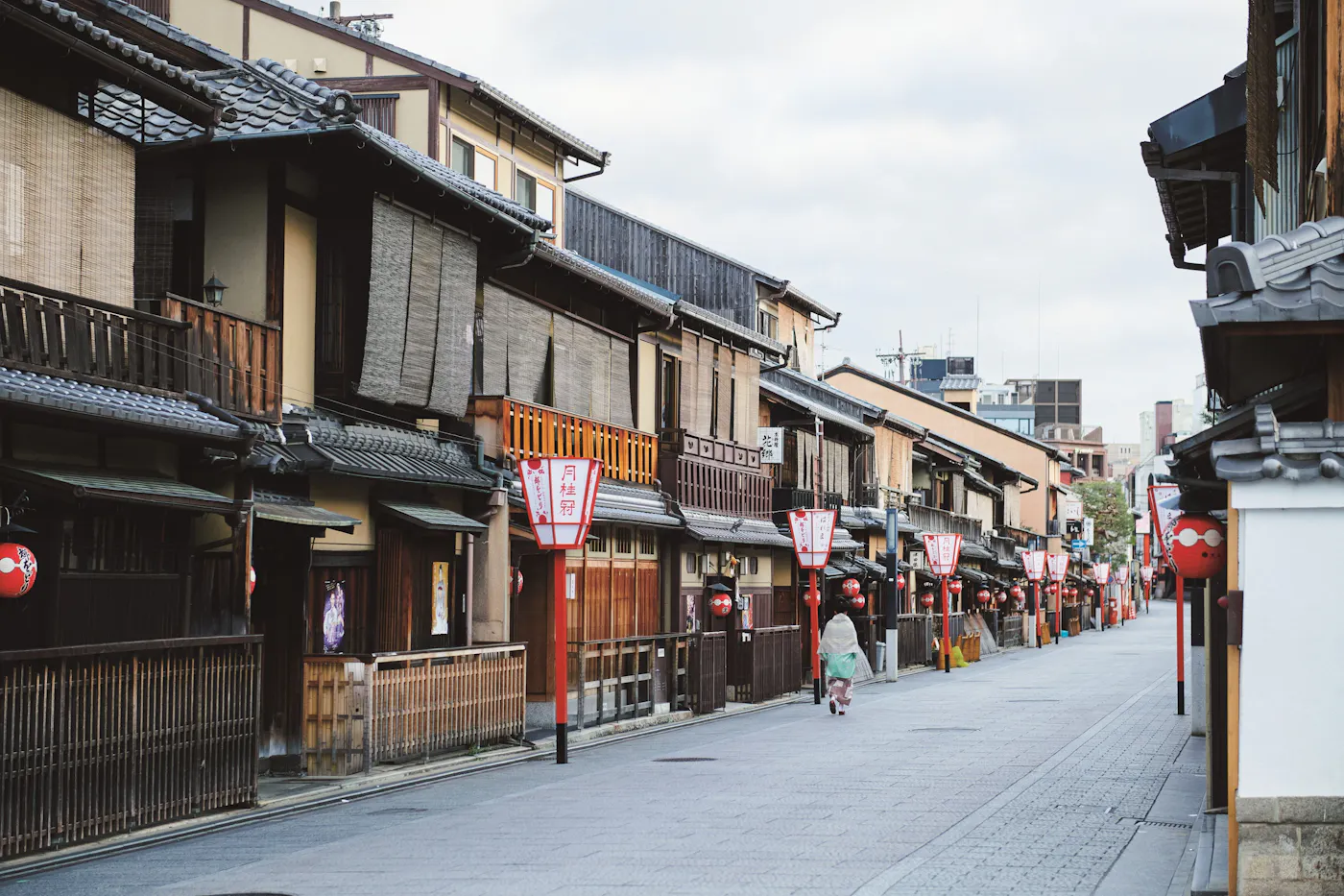 帝国ホテル 京都：花見小路の町並み