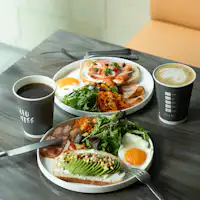 朝食_カンパーニュプレート