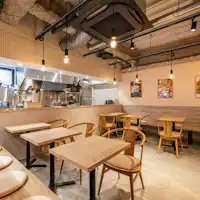 併設カフェ兼朝食会場