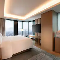 ห้องดีลักซ์คอร์เนอร์สวีท (เตียงคิงไซส์)