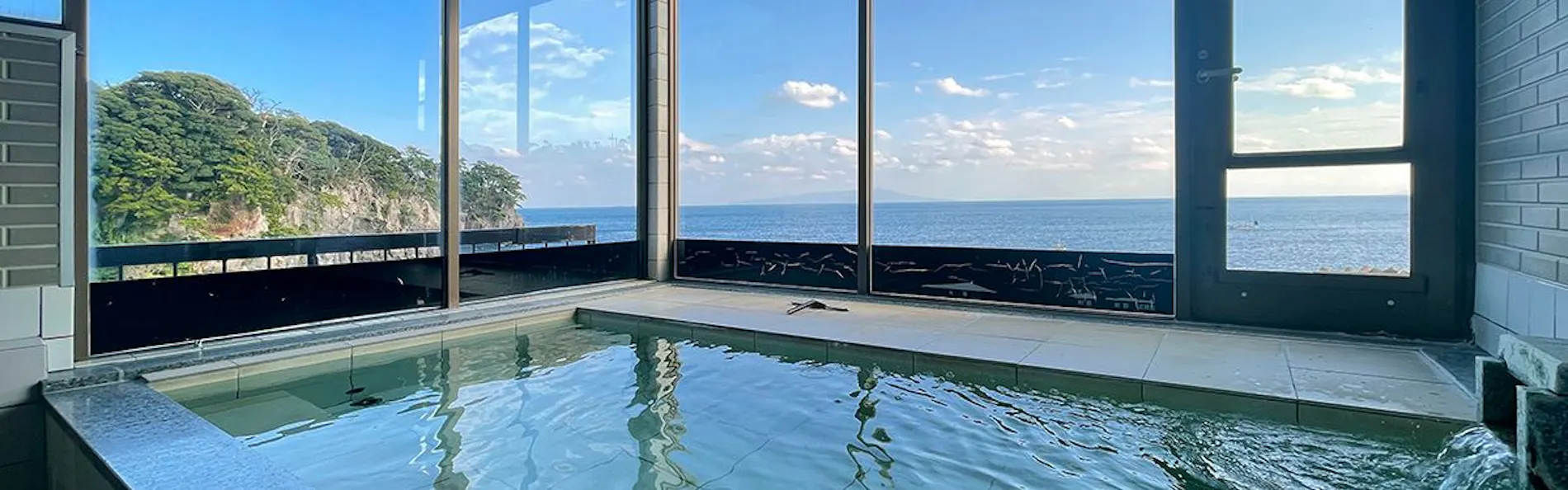 海が庭 みなとや