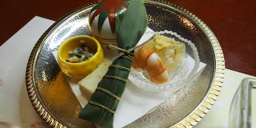 自家源泉かけ流しの宿 熱海の癒(ゆ)新かどや