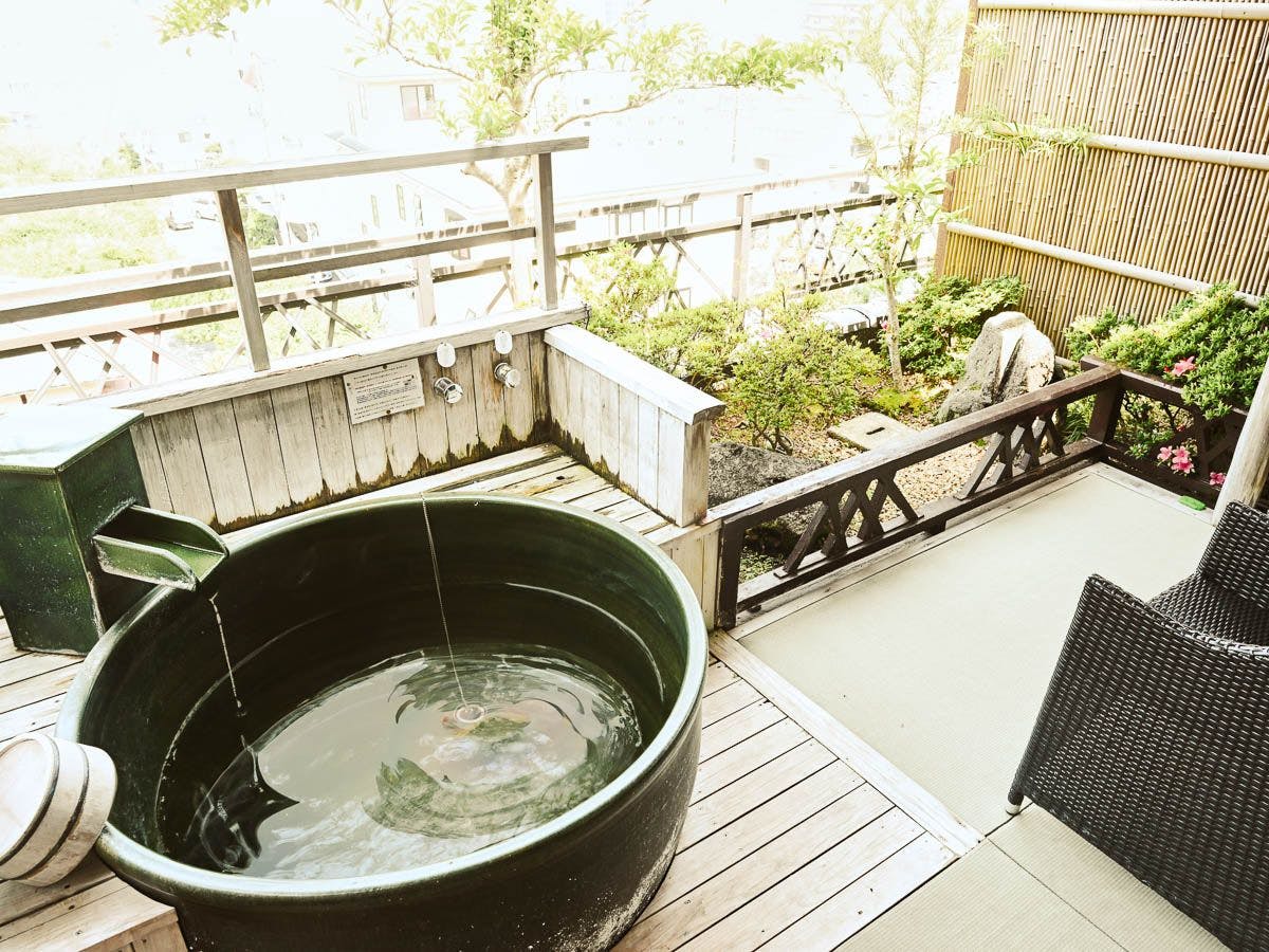 自家源泉かけ流しの宿　熱海の癒（ゆ）新かどや