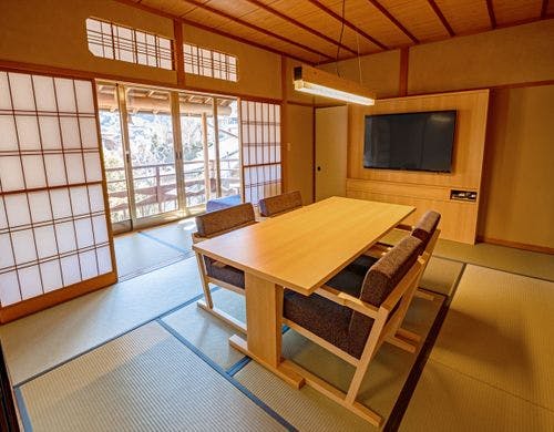 和室10畳＋専用ダイニングルーム