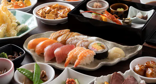 【早期割30】1か月前までのご予約でお得な飛騨旅<夕朝食バイキング付>
