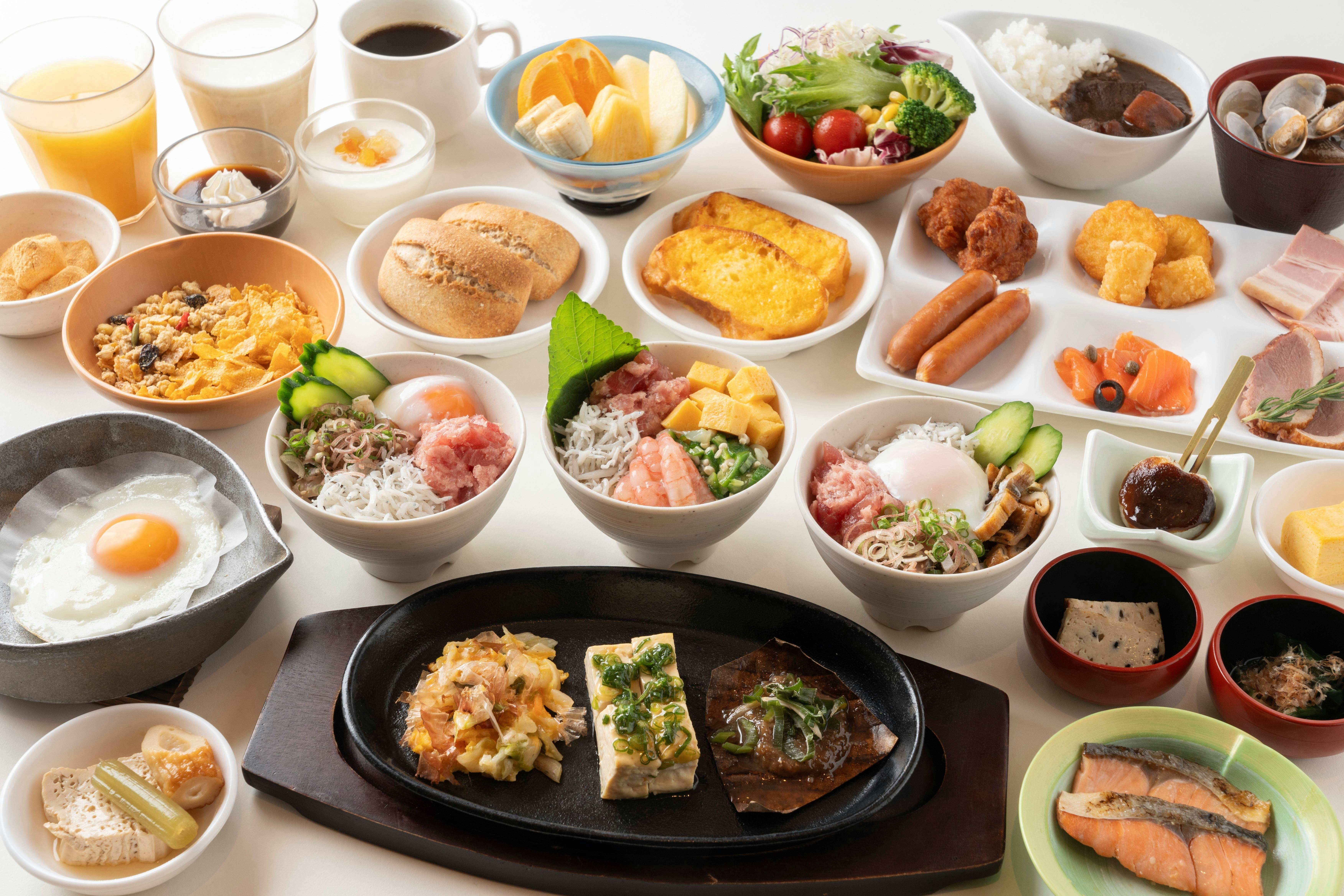 【お食事】朝食バイキングの一例