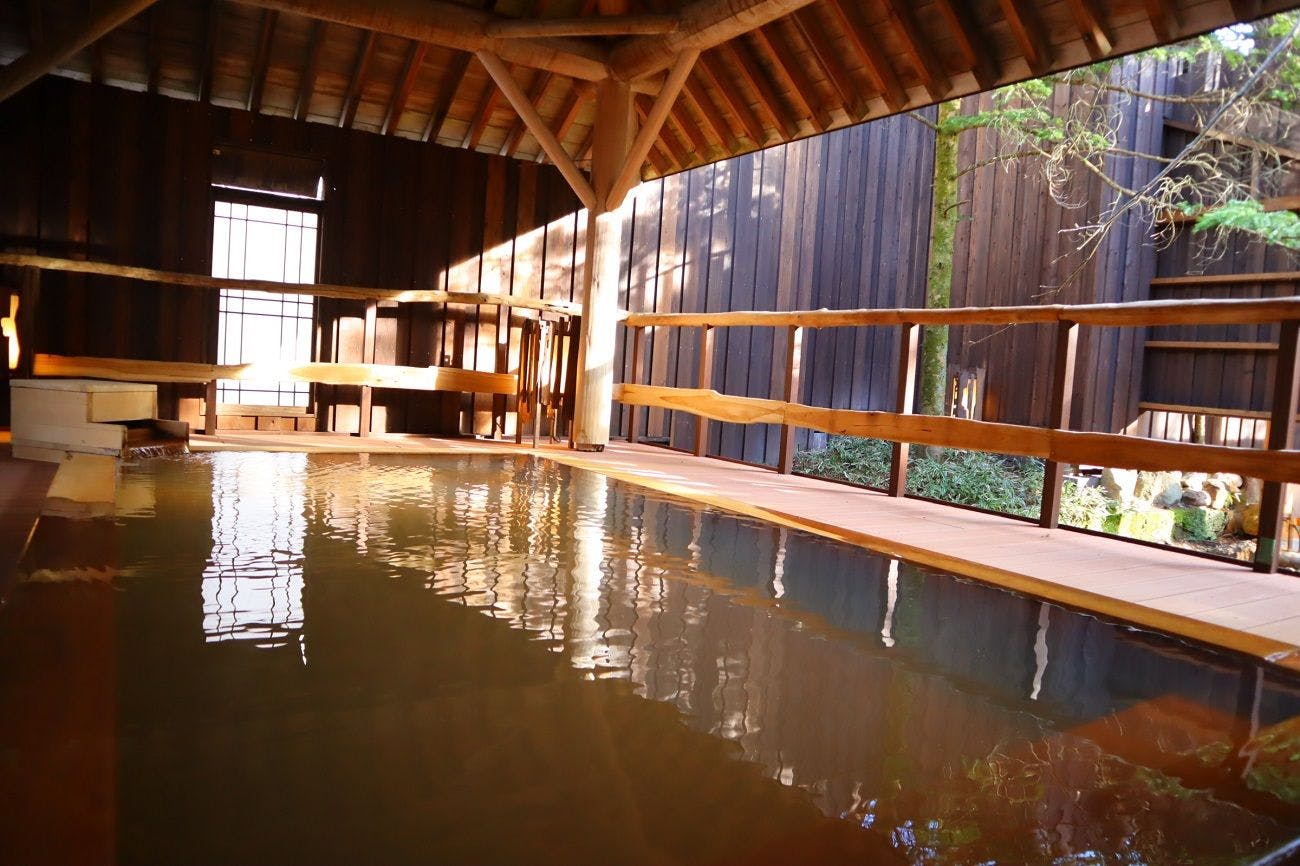 อ่างอาบน้ำสไตล์ศาลาไม้ฮิโนกิ.