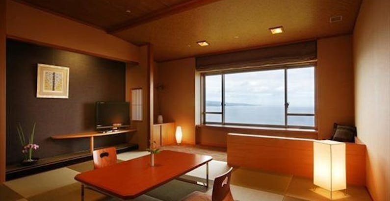 天の庭プラン 絶景を満喫するならこちら 最上階のお部屋確約 特選会席 雅 を個室にてプラン 雨晴温泉 磯はなび 一休 Comキラリト