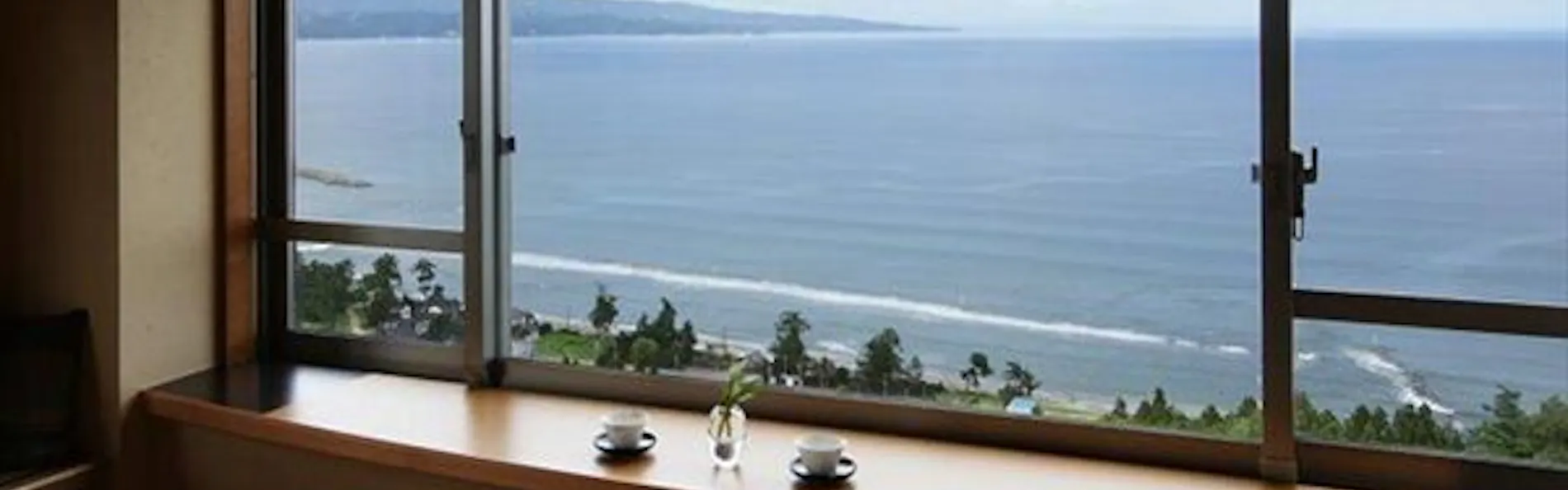 雨晴温泉 磯はなび