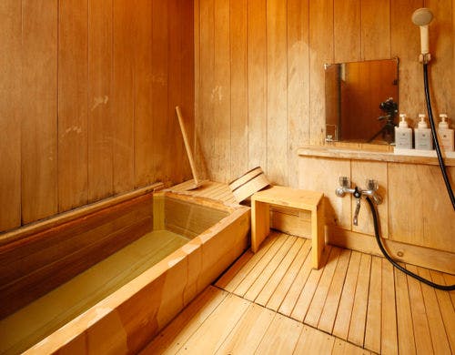 １０畳源泉檜風呂付のお部屋一例