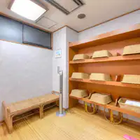 *脱衣処(女湯)